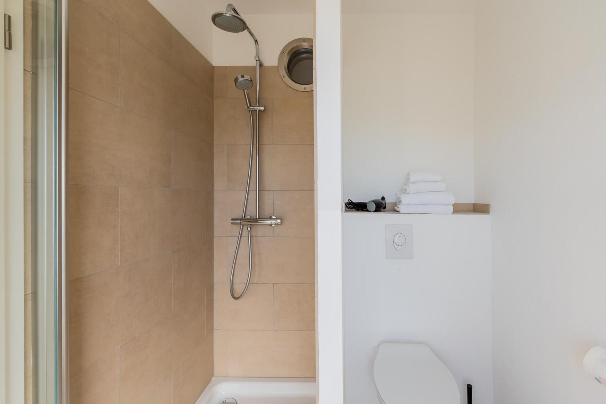 Suite & Apart Berlin Bagian luar foto